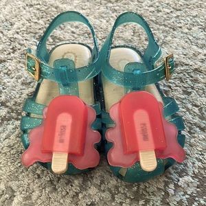 Mini Melissa (toddler)